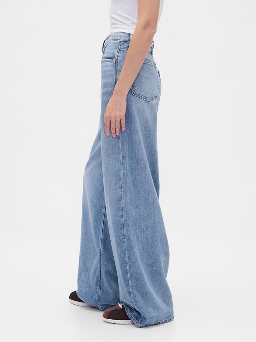 NWT Gap Baggy Mid Rise Light Wash Ultrasoft Wide Leg Denim Jeans 25 Petite